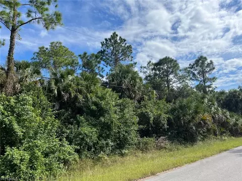6 Th St NE, Naples, FL 34120 photo 3