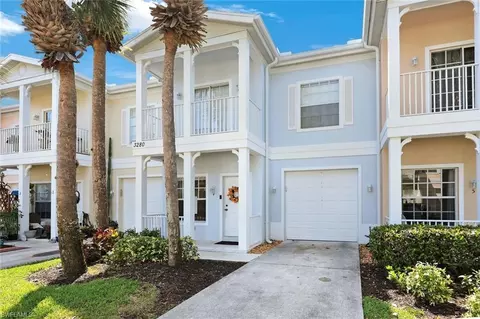 3280 Lindsey Ln #4, Naples, FL 34109