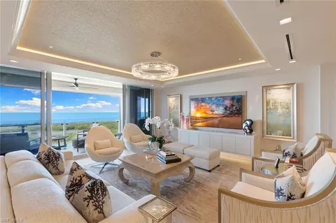 6897 Grenadier Blvd #1202, Naples, FL 34108
