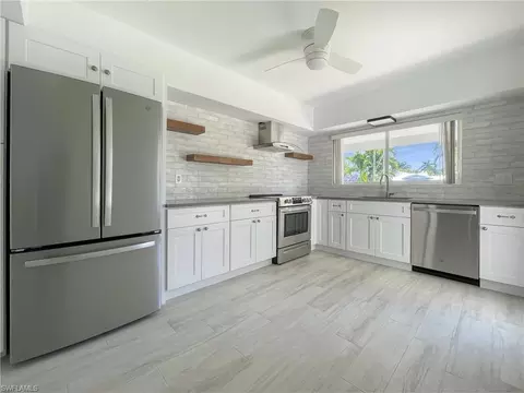 1235 Diana Ave, Naples, FL 34103
