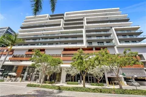 2960 NE 207 St #1205, Aventura, FL 33180