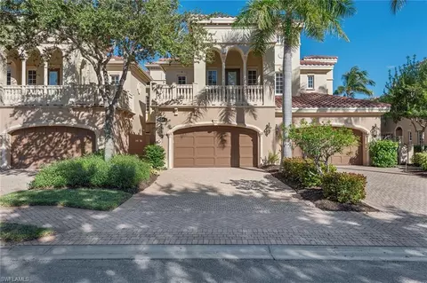 9284 Menaggio Ct #202, Naples, FL 34114