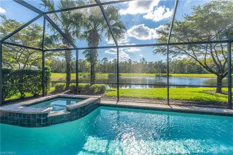 7355 Mockingbird Ct, Naples, FL 34114
