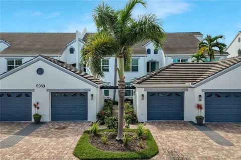 5963 Sand Wedge Ln #207, Naples, FL 34110