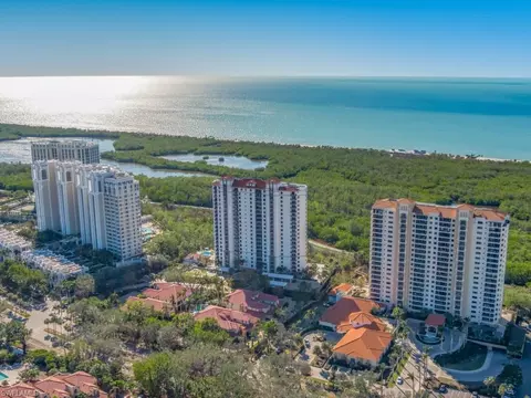 7225 Pelican Bay Blvd #2102, Naples, FL 34108