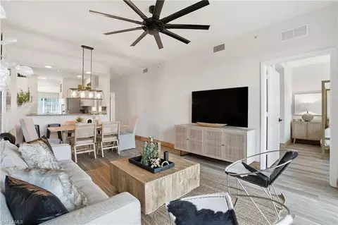 7910 Mahogany Run Ln #1214, Naples, FL 34113