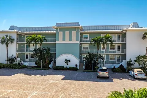 1200 Blue Point Ave #A1, Naples, FL 34102