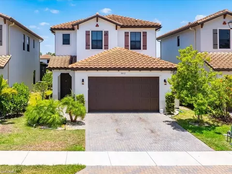 8812 Madrid Cir, Naples, FL 34104