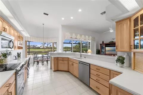 Kitchen - 12384 Eagle Ct, Estero, FL 33928 photo 3 of 3
