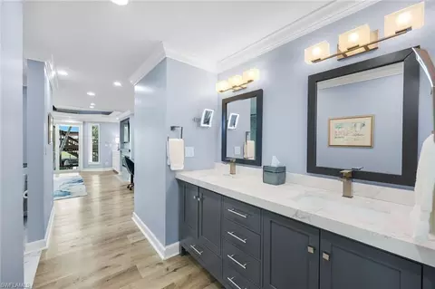 Bath - 368 Germain Ave, Naples, FL 34108 photo 2 of 6
