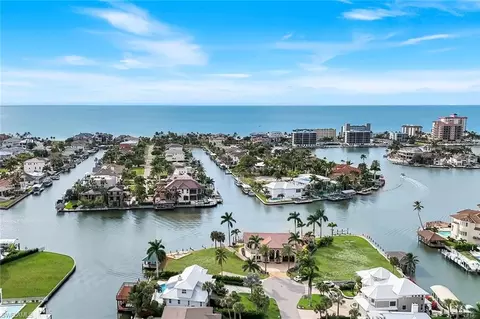 View/Area - 368 Germain Ave, Naples, FL 34108 photo 2 of 3