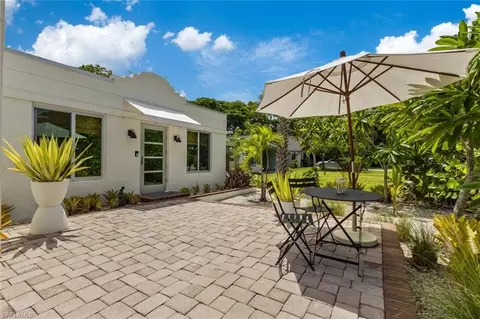 1212 10th Ave N, Naples, FL 34102
