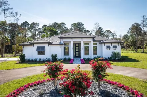 5772 Green Blvd, Naples, FL 34116