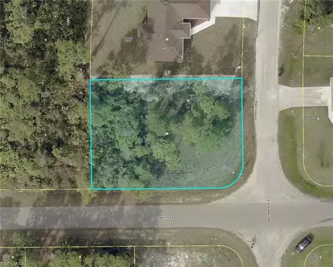 734 Bahama Ave S, Lehigh Acres, FL 33974