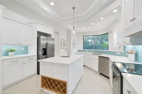 Kitchen - 258 9th Ave S, Naples, FL 34102 photo 6 of 9