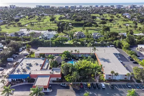 2555 Tamiami Trl N #204, Naples, FL 34103