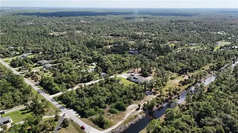 8 Th Ave NE, Naples, FL 34120 photo 6