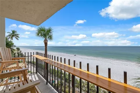 3399 Gulf Shore Blvd N #309, Naples, FL 34103