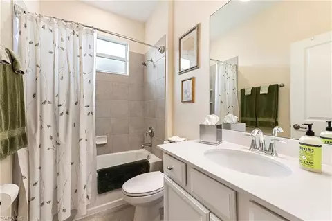 Bath - 2652 Vine Ave, Naples, FL 34120 photo 2 of 2