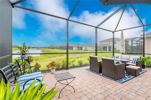 Exterior - 2652 Vine Ave, Naples, FL 34120 photo 4 of 12