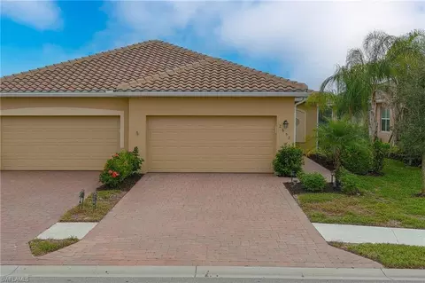 Exterior - 2652 Vine Ave, Naples, FL 34120 photo 2 of 12