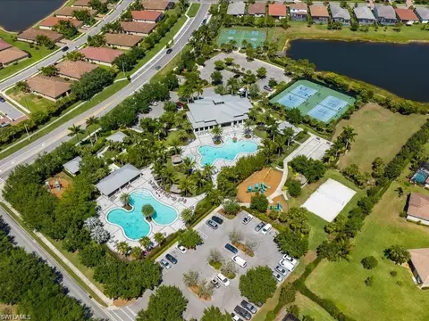 View/Area - 2652 Vine Ave, Naples, FL 34120 photo 6 of 7