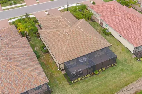 Exterior - 2652 Vine Ave, Naples, FL 34120 photo 9 of 12