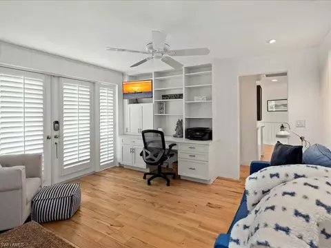 436 Golfview Dr, Naples, FL 34110 photo 27