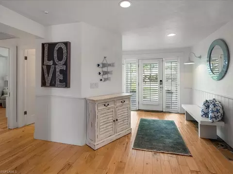 436 Golfview Dr, Naples, FL 34110 photo 5