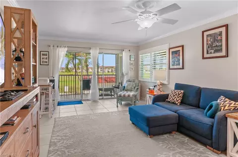 Living - 37 High Point Cir E #210, Naples, FL 34103 photo 3 of 4