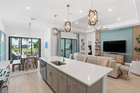 1872 Terreno Blvd, Naples, FL 34120