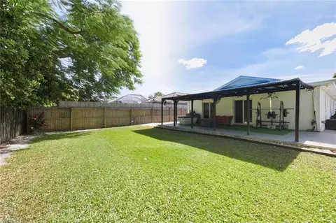Exterior - 809 101st Ave N, Naples, FL 34108 photo 9 of 14