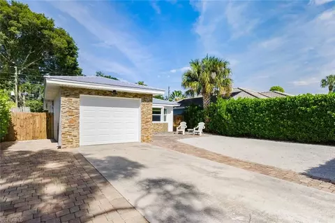 Exterior - 809 101st Ave N, Naples, FL 34108 photo 4 of 14