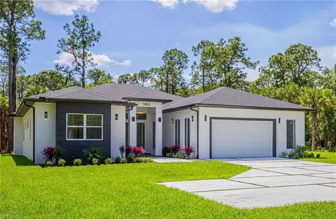 3802 30th Ave SE, Naples, FL 34117