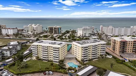 3410 Gulf Shore Blvd N #302, Naples, FL 34103