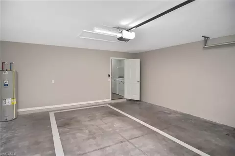 902 Lytle St E, Lehigh Acres, FL 33974 photo 8