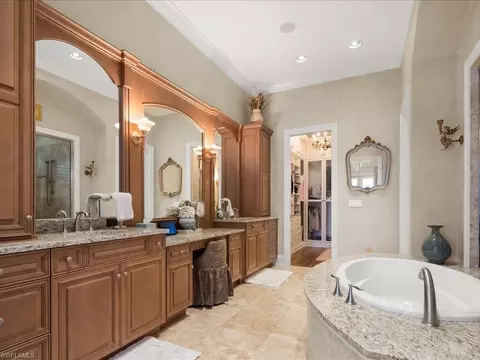 Bath - 1750 4th St S, Naples, FL 34102 photo 1 of 7