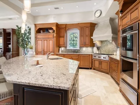 Kitchen - 1750 4th St S, Naples, FL 34102 photo 2 of 5