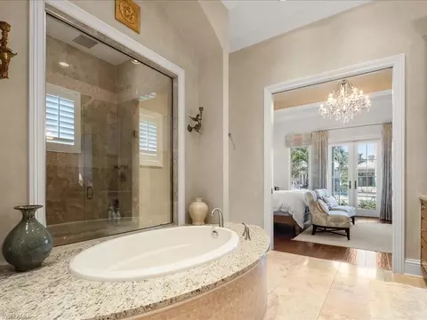 Bath - 1750 4th St S, Naples, FL 34102 photo 2 of 7