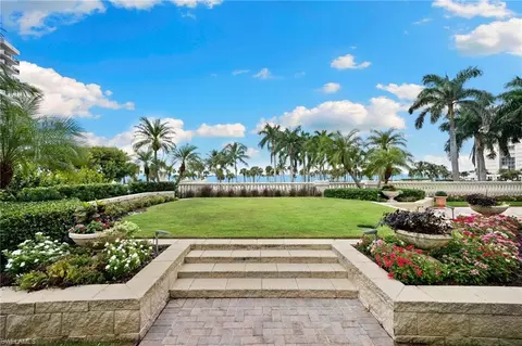 4021 Gulf Shore Blvd N #G7, Naples, FL 34103