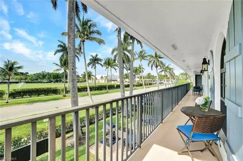 Exterior - 655 8th Ave S #6, Naples, FL 34102 photo 3 of 4
