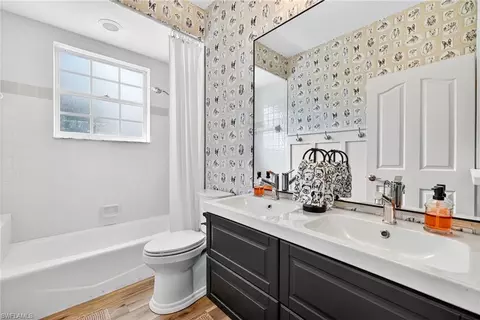 Bath - 263 Silverado Dr, Naples, FL 34119 photo 3 of 4