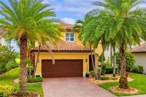 2088 Par Dr, Naples, FL 34120