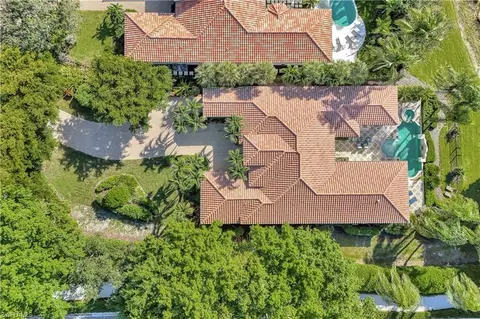 View/Area - 2249 Miramonte Ct, Naples, FL 34105 photo 5 of 5