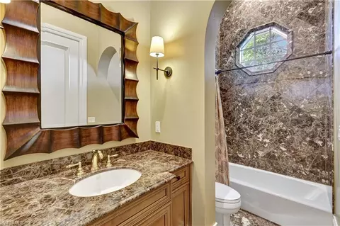 Bath - 2249 Miramonte Ct, Naples, FL 34105 photo 4 of 5