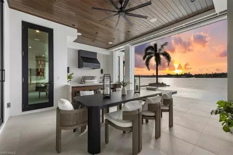 Dining - 1640 Dolphin Ct, Naples, FL 34102 photo 3 of 3