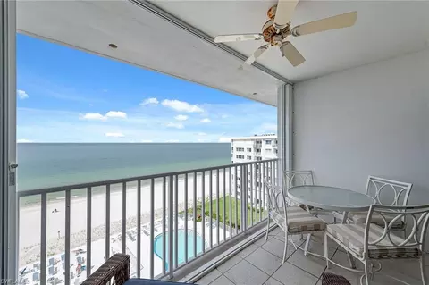3443 Gulf Shore Blvd N #810, Naples, FL 34103