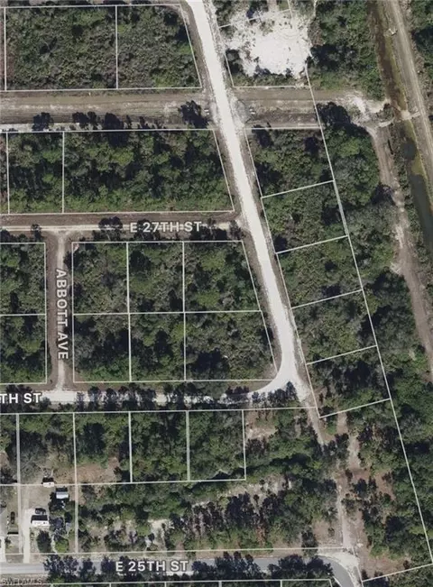 4248 E 27th St, Alva, FL 33920