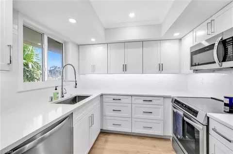 138 Teryl Rd #4-2, Naples, FL 34112