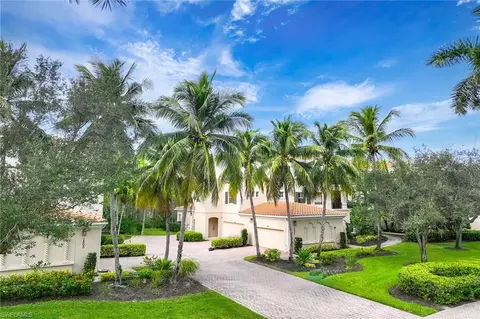 2809 Tiburon Blvd E #102, Naples, FL 34109
